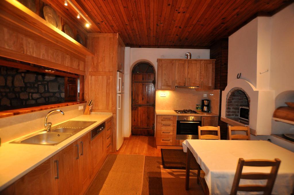 셀주크 St John'S House 빌라 외부 사진